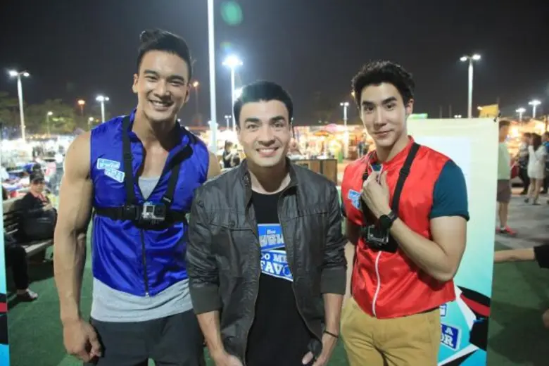 รายการ "ช่วยฉันที Do me a favor" (ดูมีอะเ...