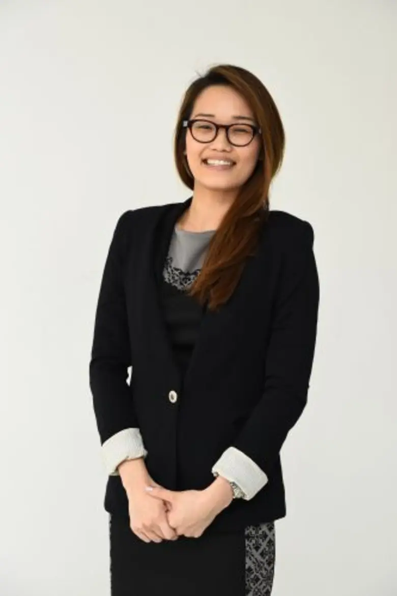 นางสาวนิตา ตรีวีรานุวัฒน์ รองกรรมการผู้จั...