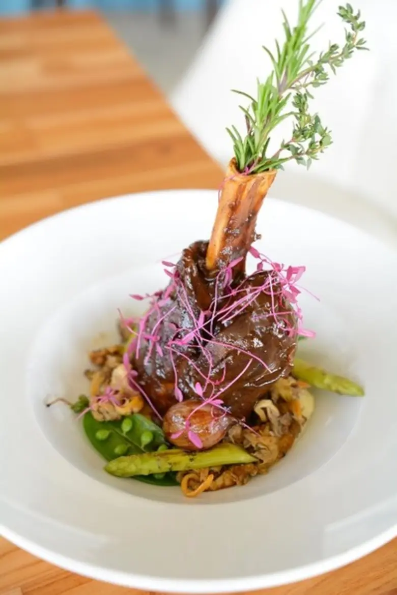 โรงแรมดุสิตธานี กรุงเทพฯ ขอเชิญทุกท่านมาล...