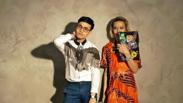 ทีวีไกด์: รายการ “Loukgolf's English Room” “จีน กษิดิศ และ ครูลูกกอล์ฟ” โชว์ฝีมือทำ “Clutch DIY” ติดตามได้ใน “Loukgolf's English Room”