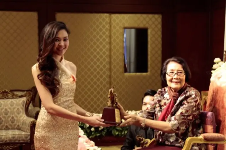 “แพม-ลิตา” ปลื้ม คว้า “ศิลปินนักร้องนักแสดงดีเด่นแห่งปี” เตรียมปล่อยซิงเกิ้ลเพลงเอาใจแฟนคลับ