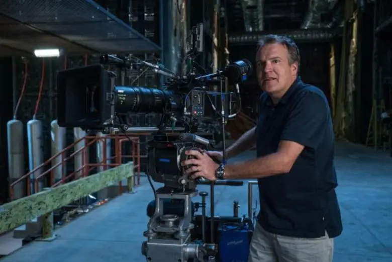 Movie Guide: ทลายกำแพง สู่สงครามใหม่เปลี่ยนโฉมหน้าไดเวอร์เจนท์ใน "อัลลีเจนท์ ปฏิวัติสองโลก"