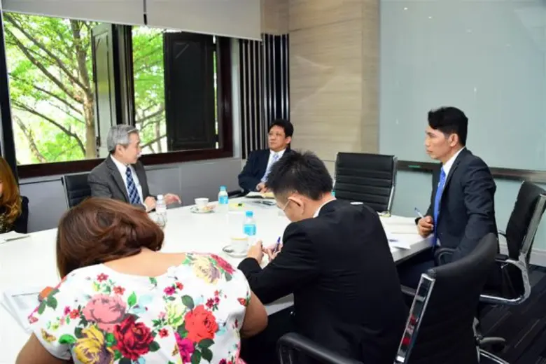 นายจำเริญ โพธิยอด รองอธิบดีกรมศุลกากร รัก...