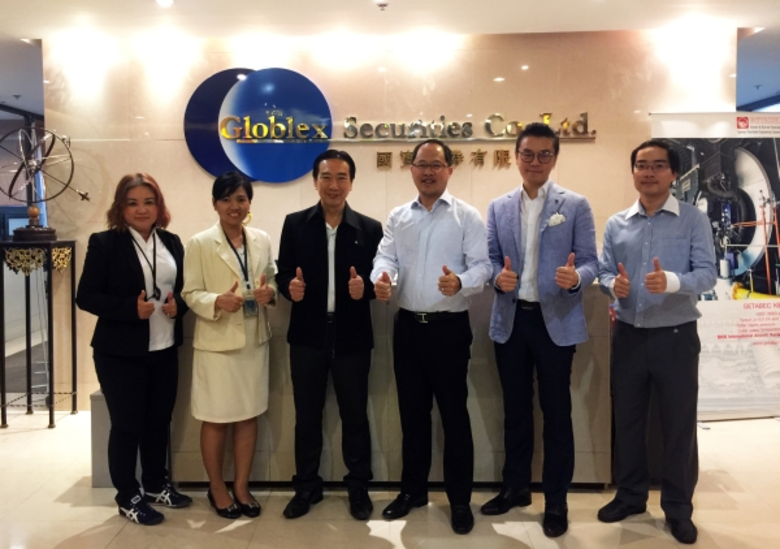 นายประสาน จิตรประทักษ์ (ที่3จากซ้าย) กรรม...