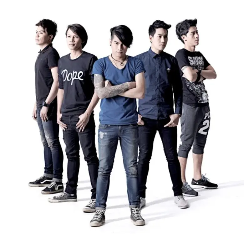 หลังจากซุ่มเตรียมทำซิงเกิ้ลใหม่จนเสร็จ ก็...