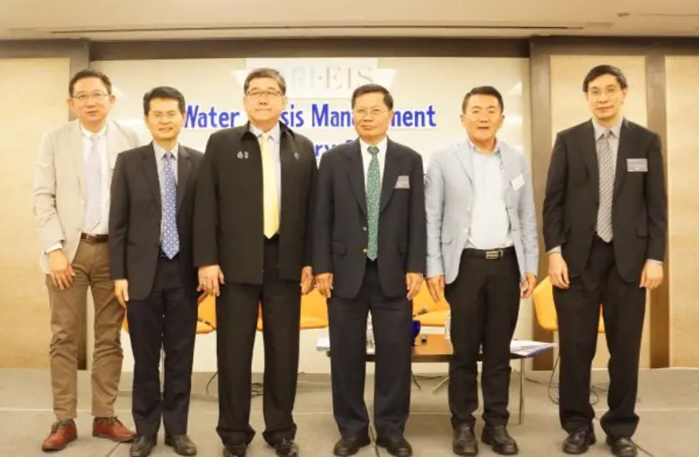 นายเชิดชาย ปิติวัชรากุล (ที่ 2 จากซ้าย) ร...