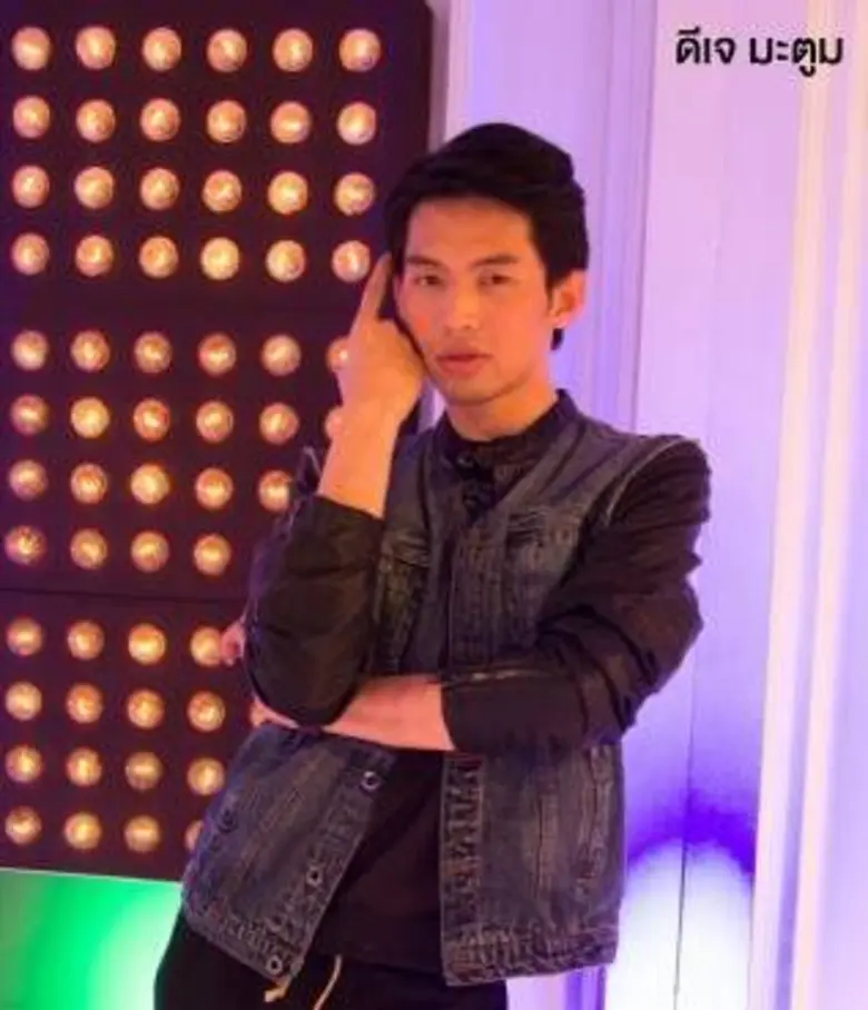 เกาะติดกระแสความร้อนแรงในรายการ "เรื่องร้...