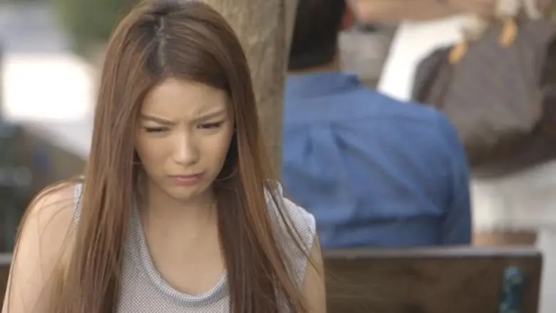 ทีวีไกด์: ซีรี่ส์ “Kiss The Series รักต้องจูบ” “มุก” เข่าทรุด น้ำตาร่วง จับได้แฟนนอกใจ