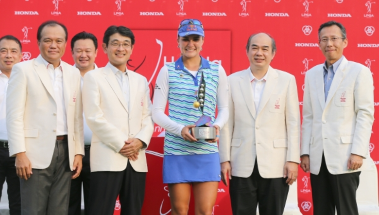 มร.โนริอากิ อาเบะ หัวหน้าเจ้าหน้าที่บริหา...