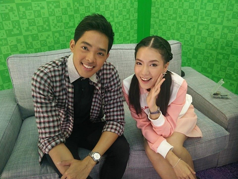 รายการ "เปิดประตู สู่มหาวิทยาลัย" เวลา 22...