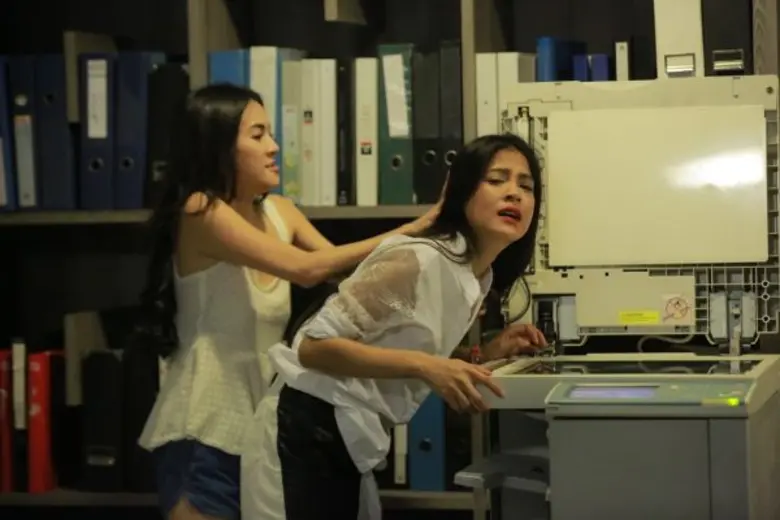 เรื่องย่อ: Club Friday To Be Continued ตอน เพื่อนรัก เพื่อนร้าย