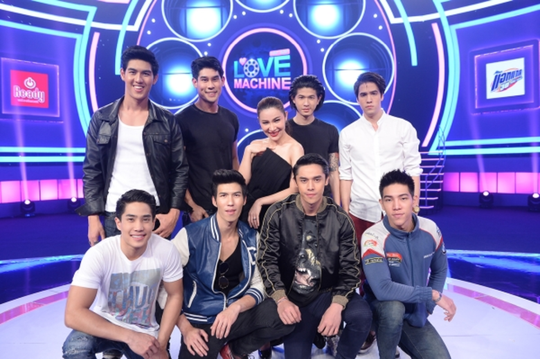 วันจันทร์ที่ 7 มีนาคม 2559 รายการ "The Lo...