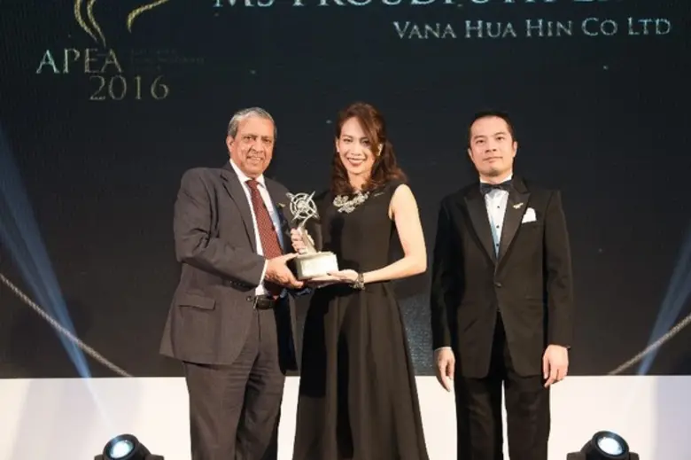 พราวพุธ ลิปตพัลลภ ผู้อำนวยการบริหาร บริษั...