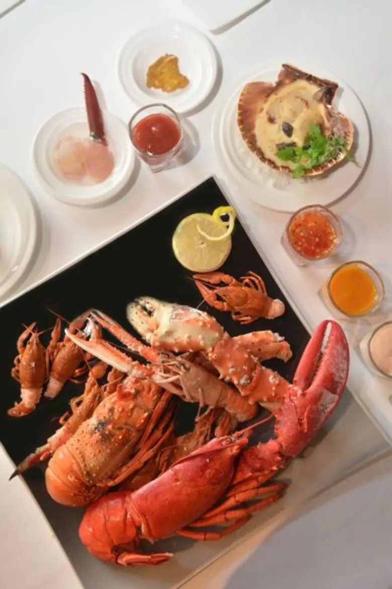 วันอาทิตย์ยามสายนี้ มาร่วมรับประทานอาหารม...