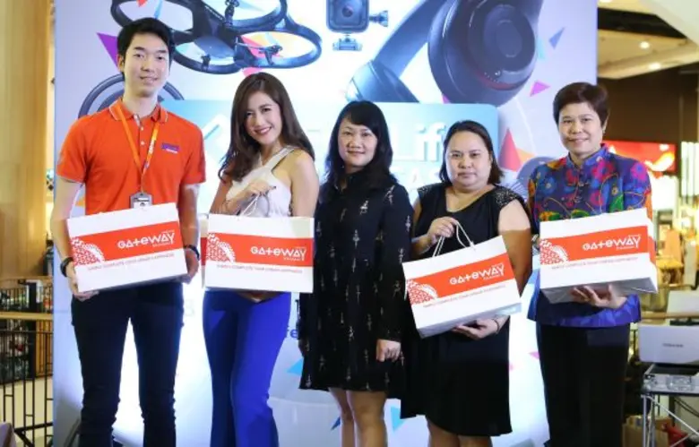 ศูนย์การค้าเกตเวย์ เอกมัย นำโดย คุณราชพฤก...