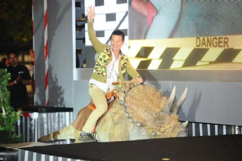 3 ประสาน พลังแห่งวงการบันเทิงไทย เฟรชแอร์ - เวิร์คพอยท์ฯ - ไร้ท์แมน ผนึกกำลังร่วมกับ ดิ เอ็มดิสทริค เปิดตัว "ไดโนซอร์ แพลนเน็ต" แหล่งท่องเที่ยวแห่งใหม่ใจกลางเมือง