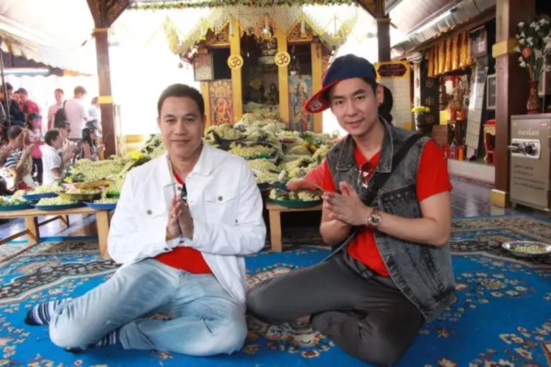 “ม.ล.อิ๊งค์ – คูลเจตั้ม” พาคนฟังบินเทคออฟของอร่อย ลิ้มรสอาหารขึ้นชื่อต้นตำรับของอาณาจักรล้านนา