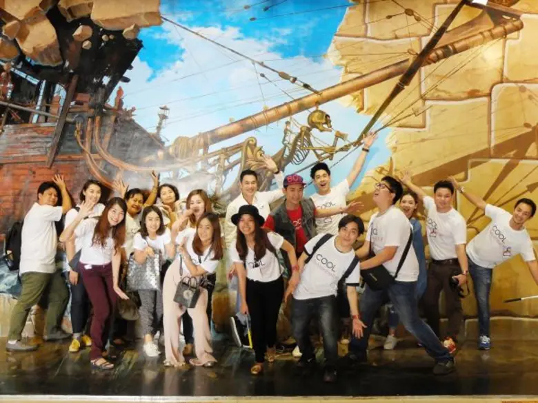 “ม.ล.อิ๊งค์ – คูลเจตั้ม” พาคนฟังบินเทคออฟของอร่อย ลิ้มรสอาหารขึ้นชื่อต้นตำรับของอาณาจักรล้านนา