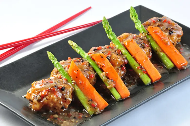 พลาดไม่ได้กับเมนูหอยมากมาย ซึ่ง เชฟหยาง เ...