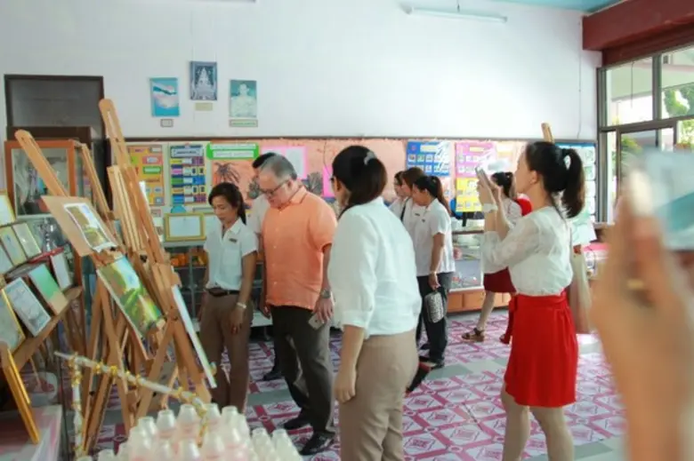 โรงแรมอังสนาลากูน่าภูเก็ตกับโครงการอังสนาส่งมอบความรักบริจาคเงินให้แก่โรงเรียนภูเก็ตปัญญานุกูล