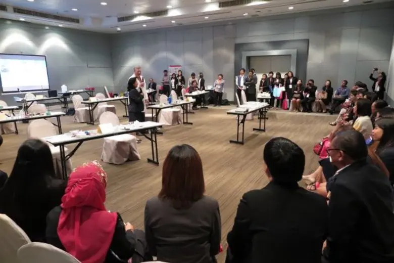 ดาว ประเทศไทย นำเสนอโครงการ “ห้องเรียนเคมีดาว” ในงานประชุม PACCON 2016 ฉลอง 100 ปีแห่งความก้าวหน้าทางเคมี