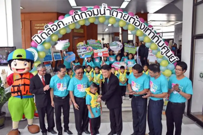 นายแพทย์อำนวย กาจีนะ อธิบดีกรมควบคุมโรค เ...