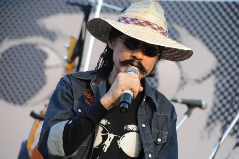 “วอร์นเนอร์ มิวสิค” จัดงานแถลงข่าววาระครบรอบ 60 ปี คนดนตรีเพื่อชีวิต “ปรีชา ชนะภัย – เล็ก คาราบาว”