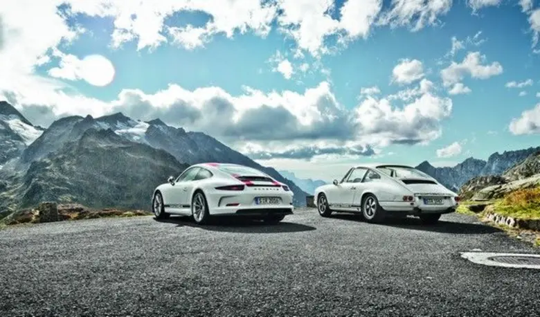 ปอร์เช่ เผยโฉมรถสปอร์ตพันธุ์แท้ 911 อาร์ ...