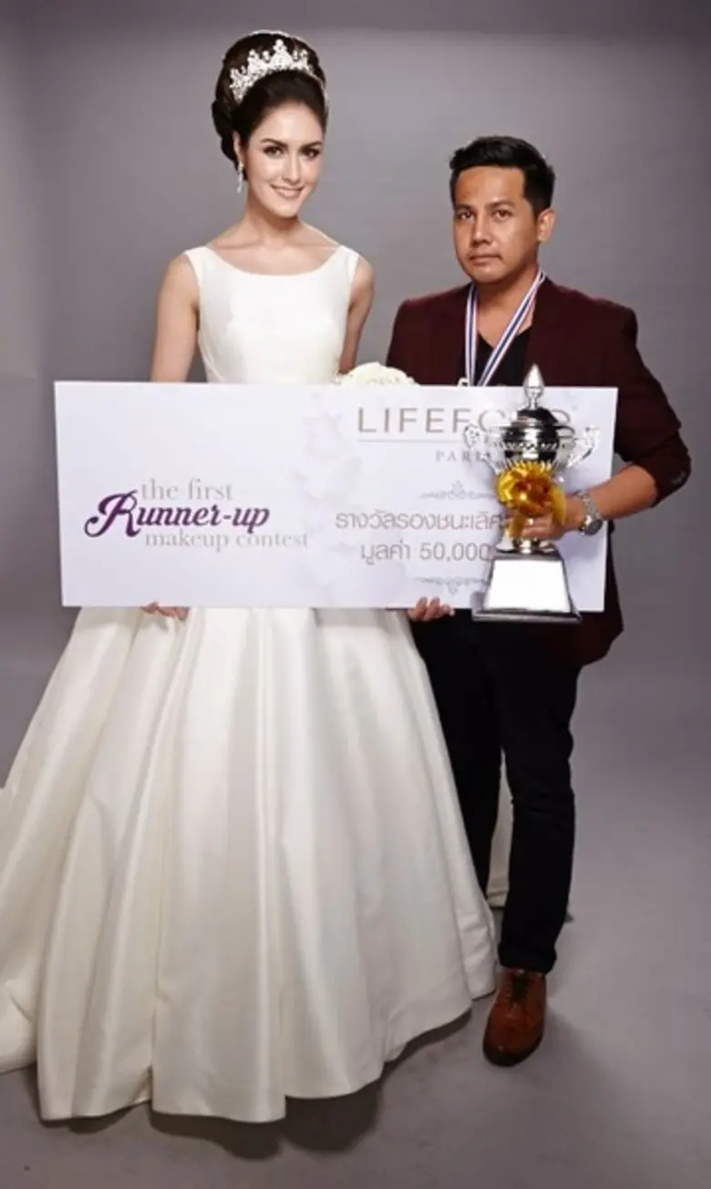 เวทีอันทรงเกียรติระดับประเทศไทยสำหรับ Mak...