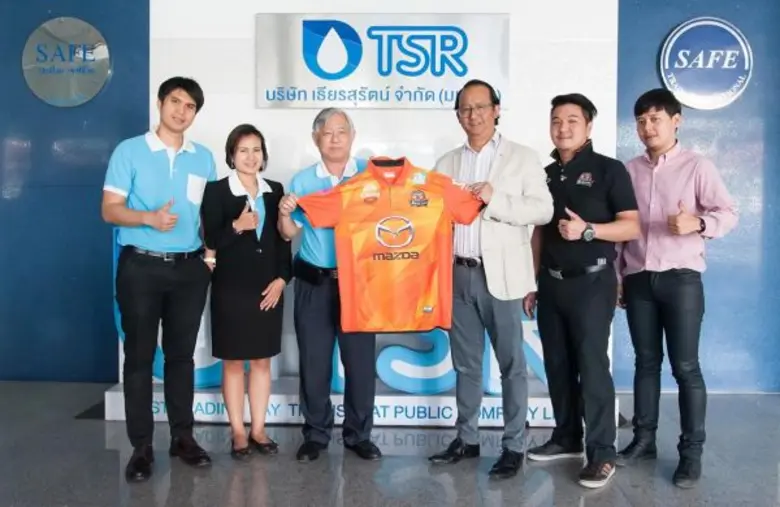 คุณวิรัช วงศ์นิรันดร์ (ที่ 3 จากซ้าย) กรร...