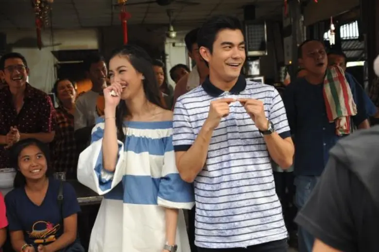 ถูกชาวสลัมตราหน้าเป็น "นางบาป" ชอบแย่งผัว...