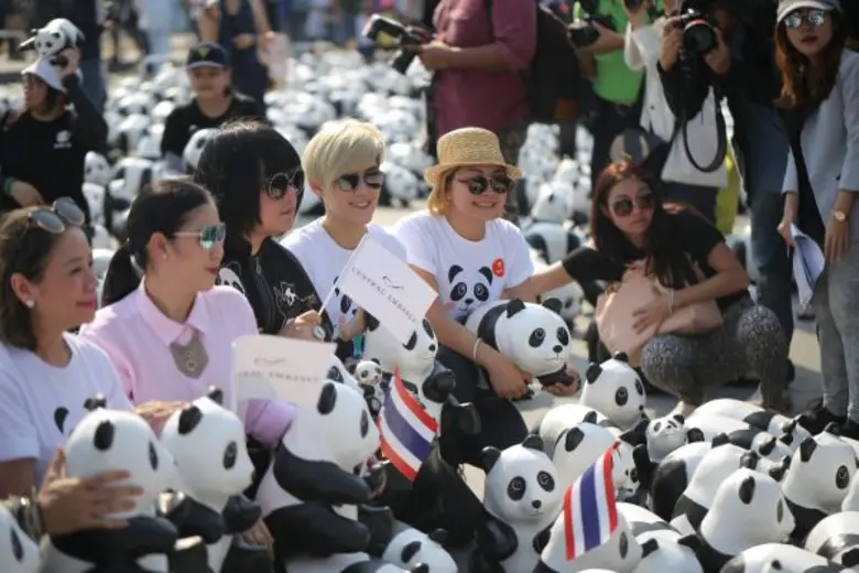 ศูนย์การค้าเซ็นทรัล เอ็มบาสซี หนึ่งในใจกล...