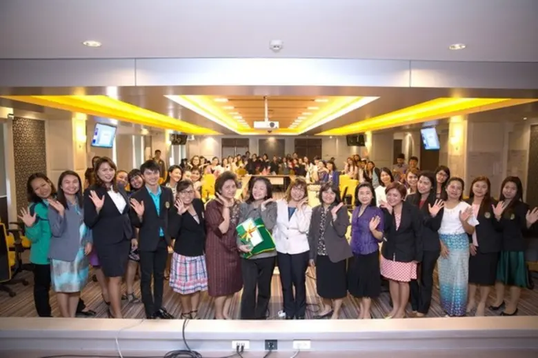 สำนักงานอธิการบดี ราชภัฏโคราช พัฒนาบุคลากร เสริมสร้างบุคลิกภาพที่ดีสำหรับผู้ให้บริการ