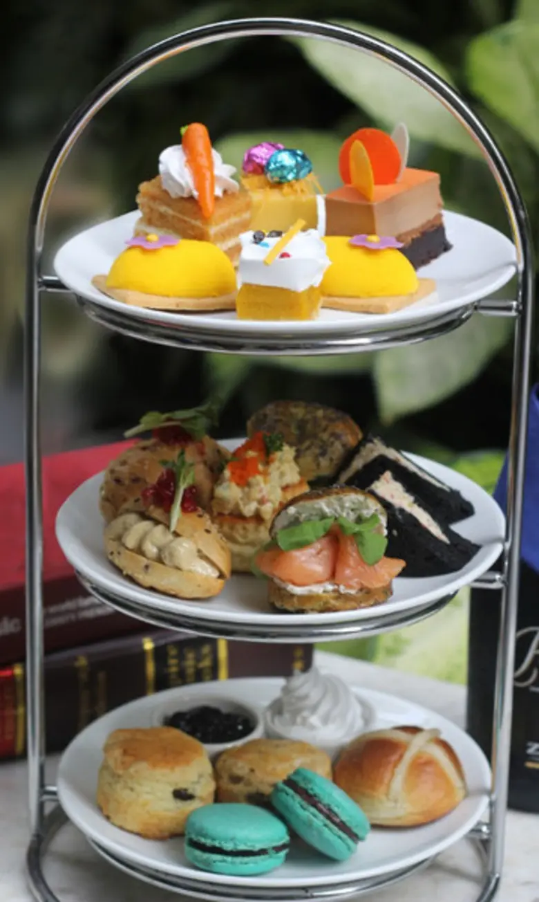 ซัฟไฟร์ บาร์ โรงแรม เดอะ สุโกศล กรุงเทพ ข...