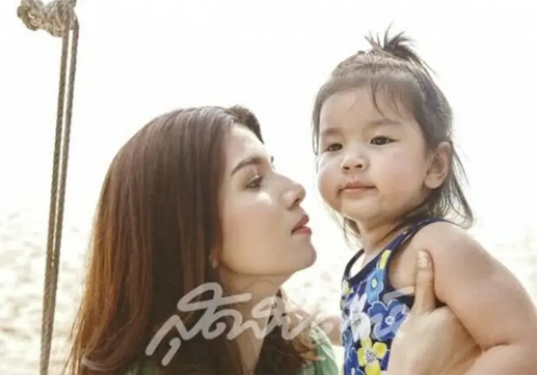 ฮอตที่สุดนาทีคงต้องยกให้ "โบว์ แวนด้า" แล...