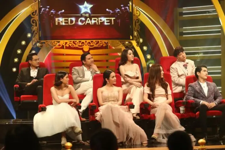 รางวัล "ดาราหน้าซ้ำ" จัดว่าเป็นรางวัลที่น...