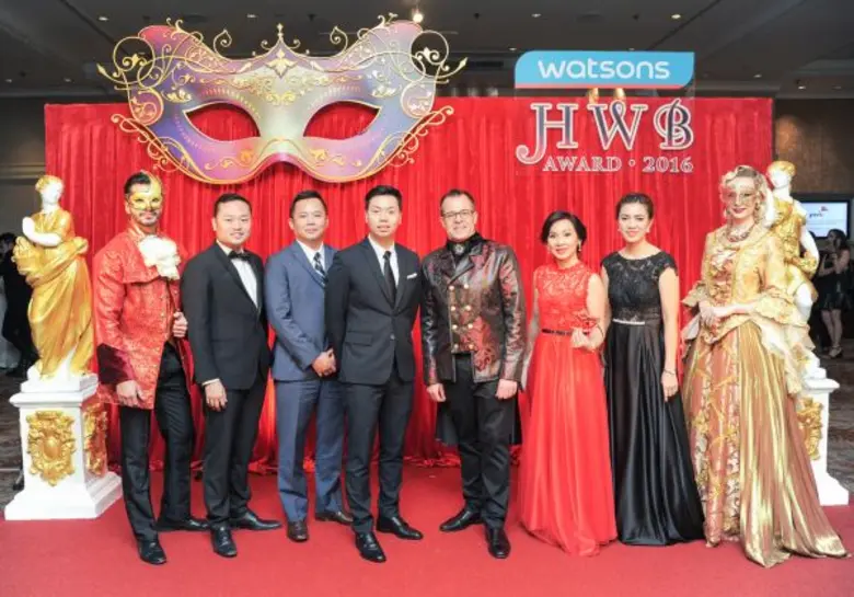 นริศ วิทยาวรากรณ์ กรรมการผู้จัดการ บริษัท...