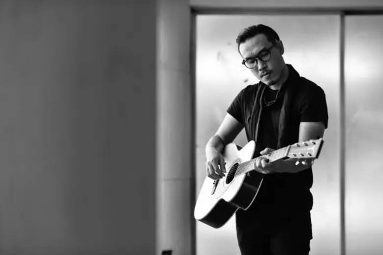 เป็นศิลปินคุณภาพตัวจริงเสียงจริง ที่เคยฝา...