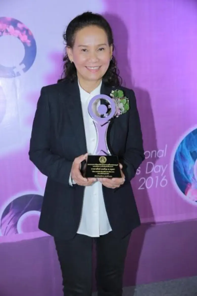 ขอแสดงความยินดีกับบิ๊กบอสหญิงคนเก่ง "ฉอด-...