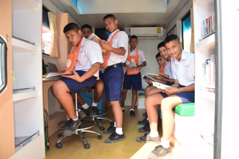 สำนักงานอุทยานการเรียนรู้ ทีเคพาร์ค จับมื...