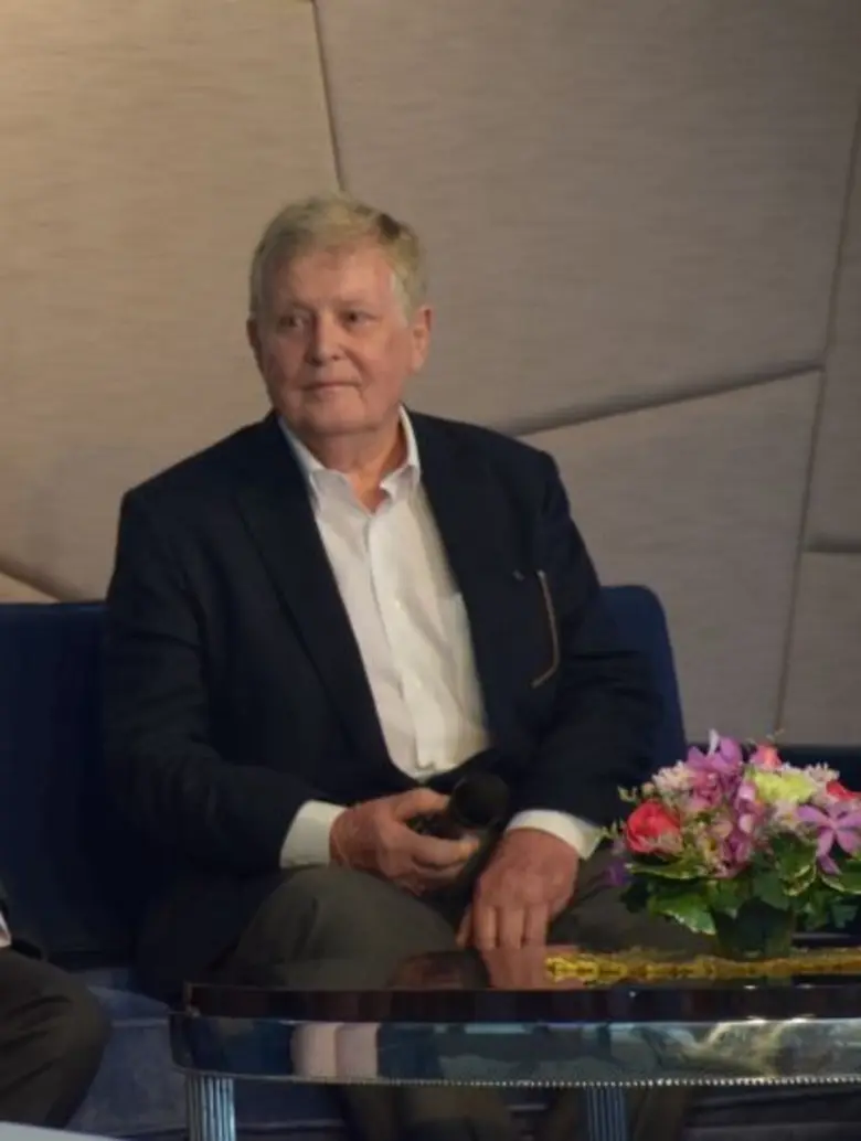 แม่น้ำเรสซิเดนท์ฯ จับมือ คลาสสิค แชร์ส จุดกระแสตลาดไฮเอนด์ ชูคุณภาพสินค้าและบริการตอบโจทย์ลูกค้าระดับพรีเมี่ยม