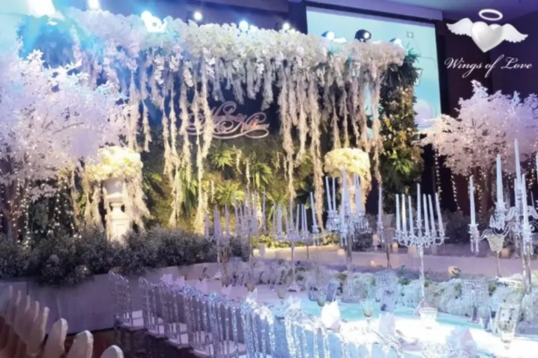 โรงแรมเดอะ แกรนด์ โฟร์วิงส์ คอนเวนชั่น ขอ...