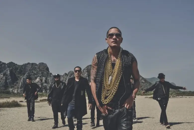 “แบงค์ – แคช” รีเทิร์น ฟีทฯ “ทูพี เซ้าท์ไซด์” นำดนตรี อีดีเอ็ม เตือนวัยรุ่น “อย่า SayYes”