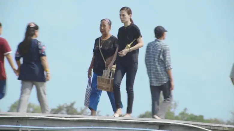 โดดจริง จมจริง !!! 'อุ๋ม-อาภาศิริ’ ทุ่มสุดตัว โดดน้ำลึกกลางทะเล ใน 'รอยเท้าของปูลม’