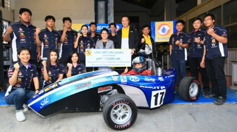 นายชัยฤทธิ์ สิมะโรจน์ (ที่ 5 จากขวา) กรรม...