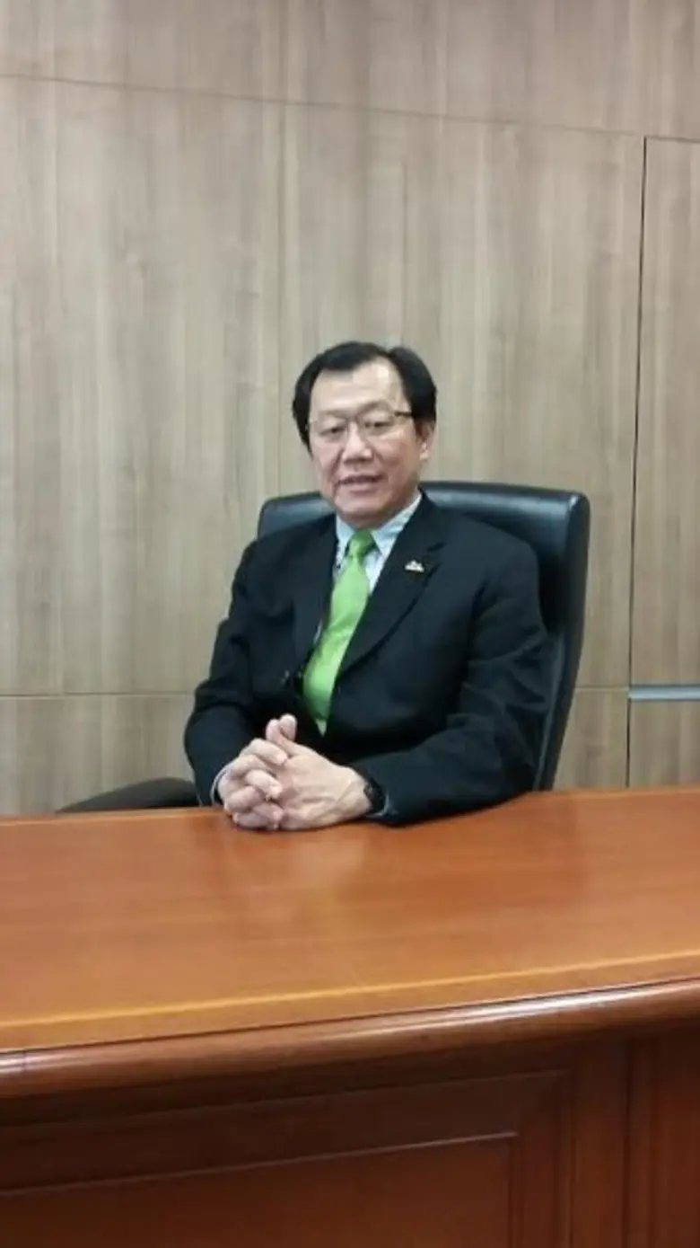 หลังจากแอบซุ่มเตรียมความพร้อมทางธุรกิจอยู...