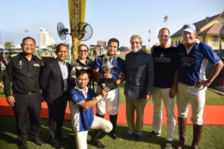 การแข่งขันการแข่งขันโปโลช้างชิงถ้วยพระราช...