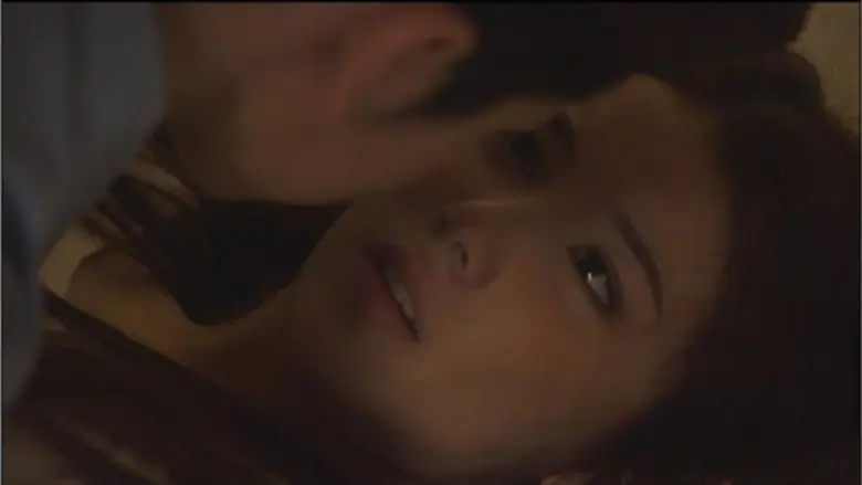 ทีวีไกด์: ซีรี่ส์ “Kiss The Series รักต้องจูบ” “เต๋า” เคลิ้ม จ้องตา “มุก” ความรู้สึกชัดเจนขึ้น