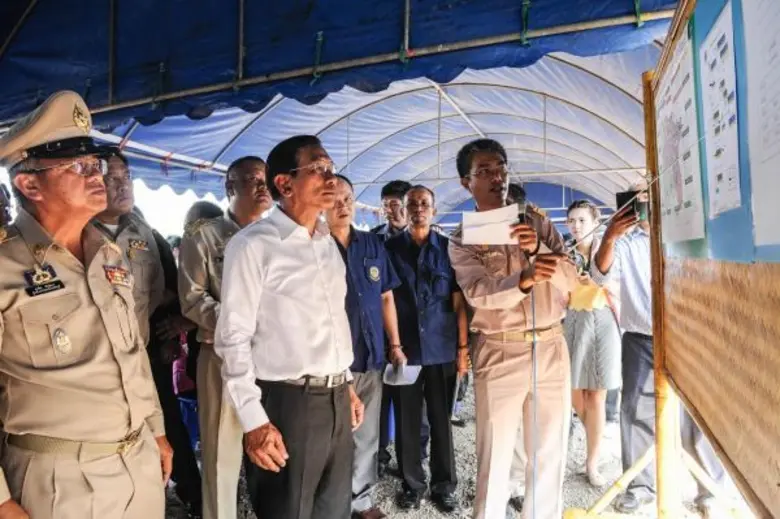 รมว.กษ. ลงพื้นที่ติดตามการปฏิบัติราชการของหน่วยงานในพื้นที่ในการแก้ไขปัญหาวิกฤตภัยแล้ง จ.ปราจีนบุรี