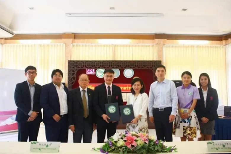 เมื่อวันศุกร์ที่ 11 มีนาคม 2559 ผู้ช่วยศา...